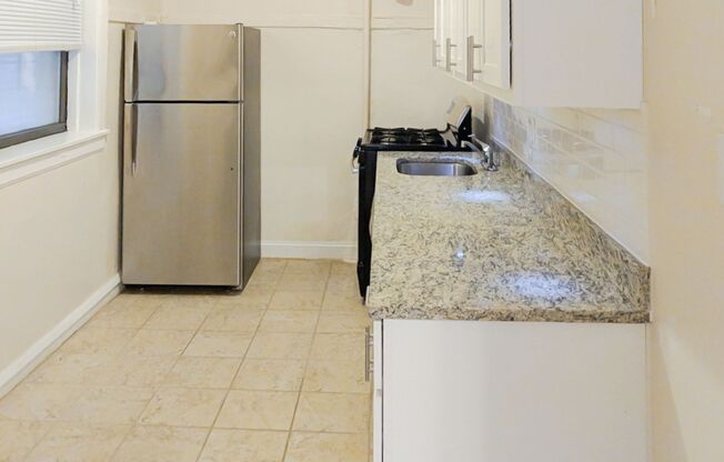 1 bed, 1 bath, 560 sqft, $1,675, Unit 520-G