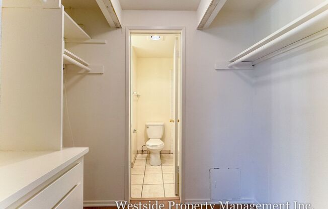 Studio, 1 bath, 267 sqft, $1,795, Unit 214