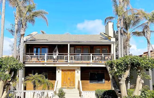 Luxe 3-Bedroom, 3-Bath Beach Home in Encinitas – w Furnished Option! Showing Today!