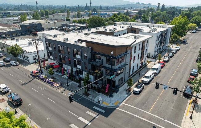 Studio, 1 bath, 323 sqft, $1,156, Unit 202