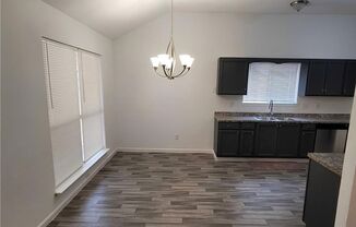 3 beds, 2 baths, $1,650