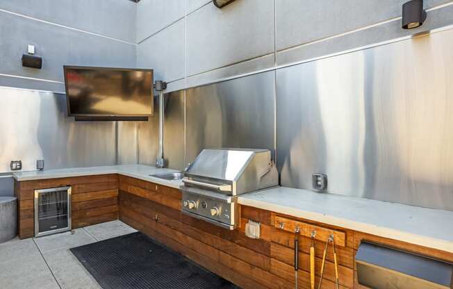 Outdoor kitchen, complete with gas grill