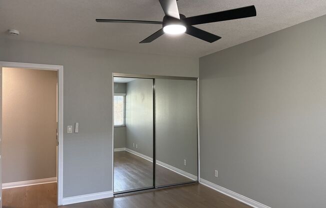 2 beds, 1 bath, 850 sqft, $2,730, Unit 905B