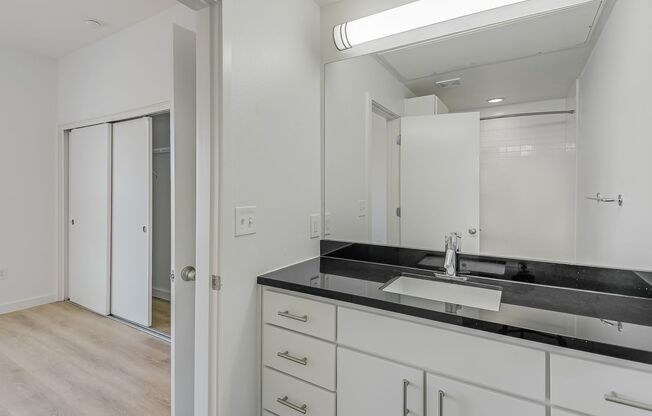 1 bed, 1 bath, 706 sqft, $1,275, Unit 310