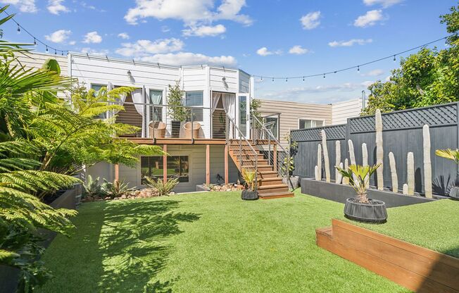 EXQUISITE 3BD 2BA REMODELED RESIDENCE IN VIBRANT SAN FRANCISCO NEIGHBORHOOD - INGLESIDE HEIGHTS