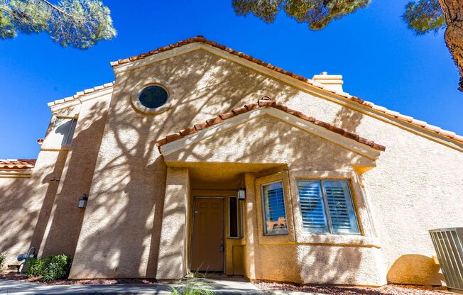 3 Bedroom Painted Desert Golf Community Townhome