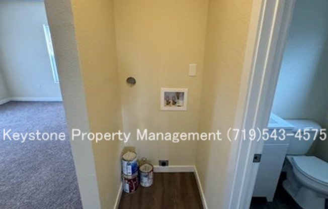 2 beds, 1 bath, $1,250