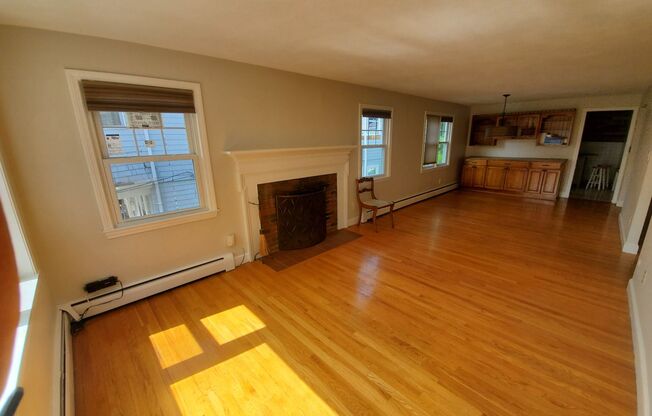 Spacious 3 Bd 2 Bath Condo near Alewife T in Arlington