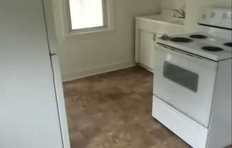 2 beds, 1 bath, 550 sqft, $695