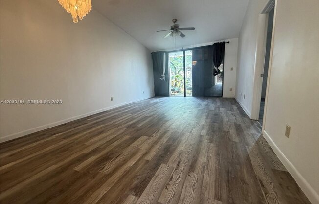 1172 NW 122 TER