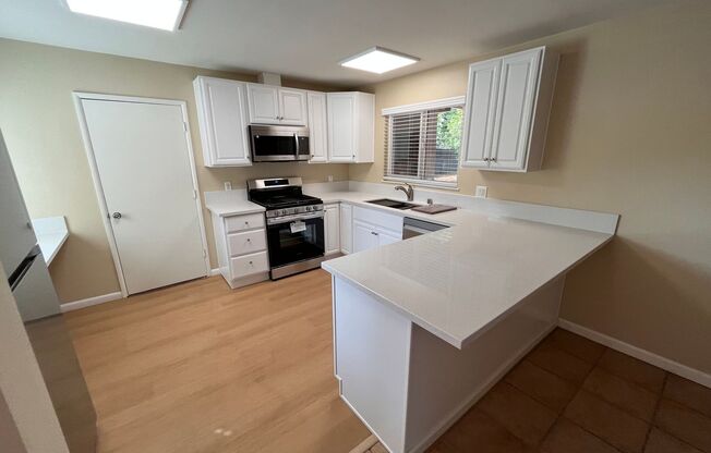 Bay Ho / Clairemont 3 Bedroom 2 bathroom Home with 2 car garage ( 4666 Monongahela Street )