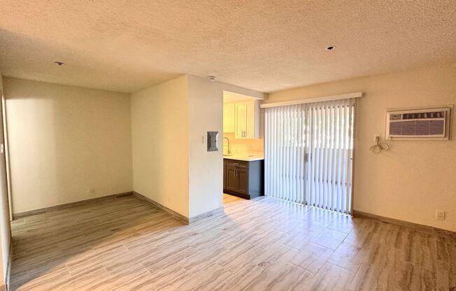 Studio, 1 bath, 300 sqft, $1,985, Unit 200