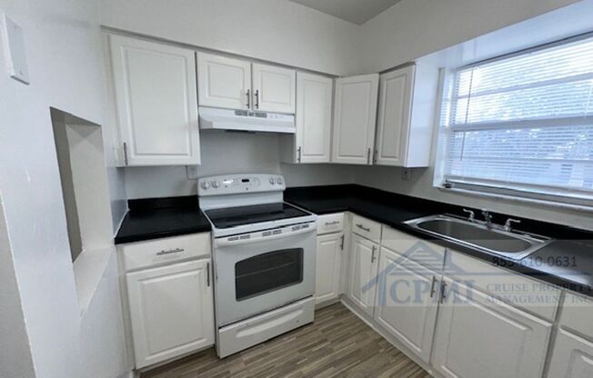 2 beds, 1 bath, 848 sqft, $1,795, Unit 6