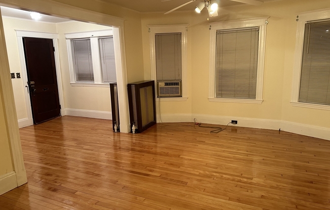 158 HILLSIDE RD