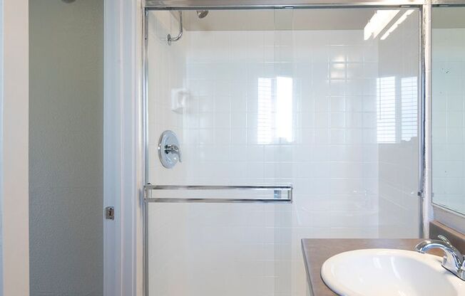 Studio, 1 bath, 329 sqft, $2,095, Unit 50-04