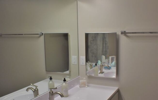 1 bed, 1 bath, 772 sqft, $1,450, Unit 804-107