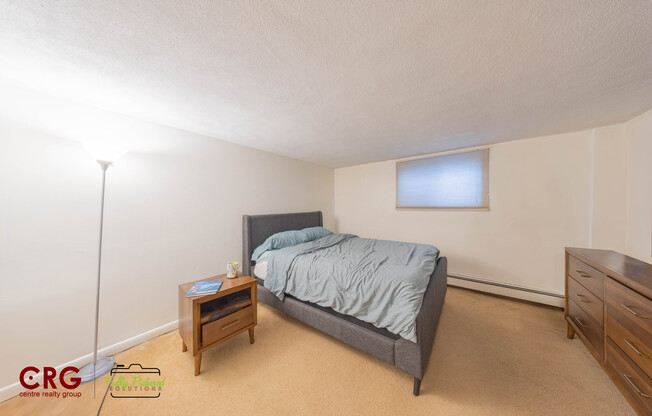 33 WESTGATE RD