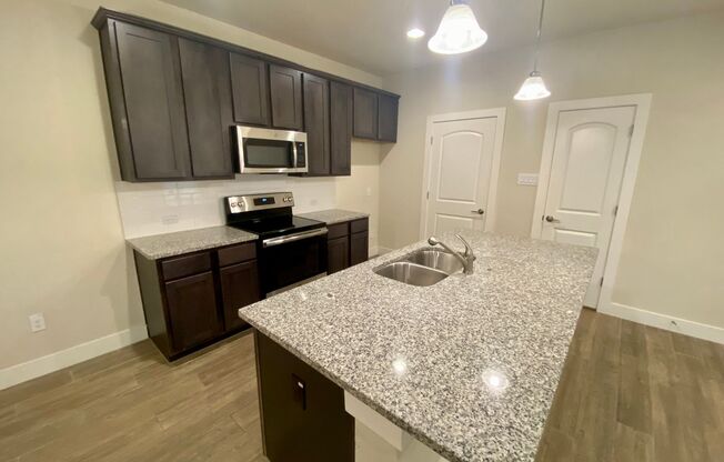 3 Bed 2 Bath Townhome ~ New Braunfels TX