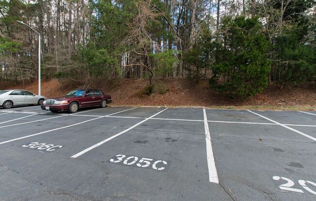 2 beds, 1.5 baths, $1,100, Unit Unit C-305