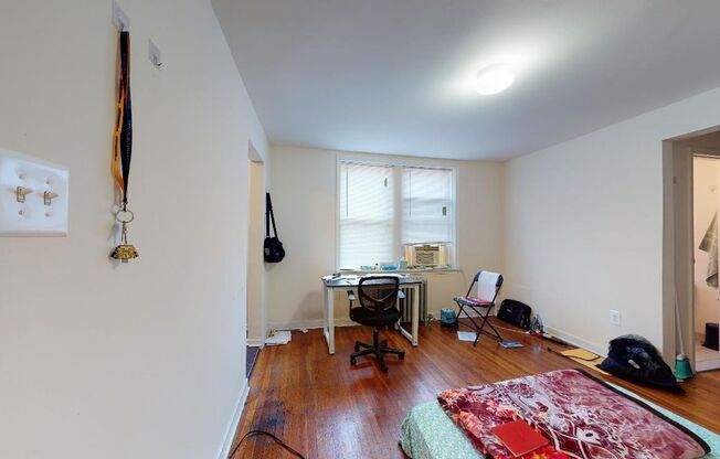 Studio, 1 bath, 295 sqft, $870, Unit A408