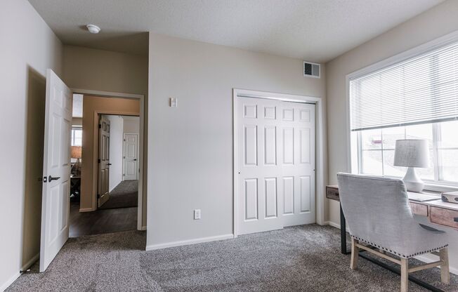 Lakewood Crossing Apartments