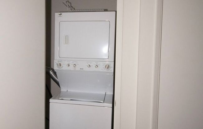 Broadmoor Manor (112)