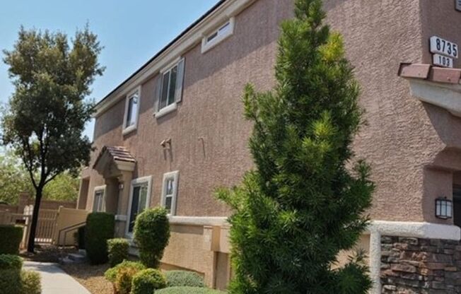 3 beds, 3 baths, $1,895, Unit # 103