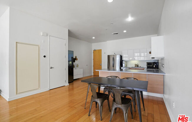 2 beds, 2 baths, 1,200 sqft, $3,800, Unit 1206