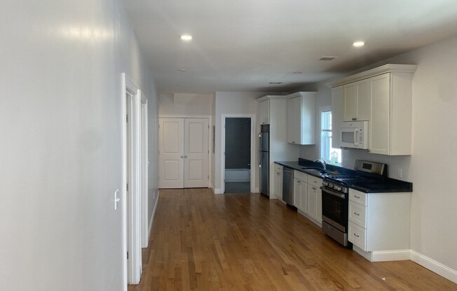 156 BOW ST
