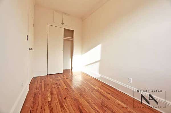 898 UN ST
