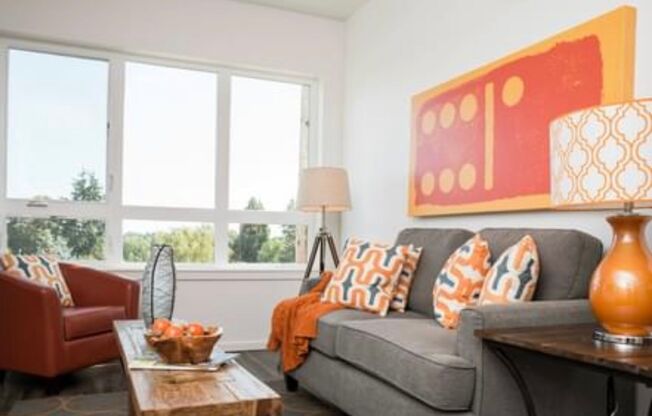 1 bed, 1 bath, 595 sqft, $1,595, Unit 303