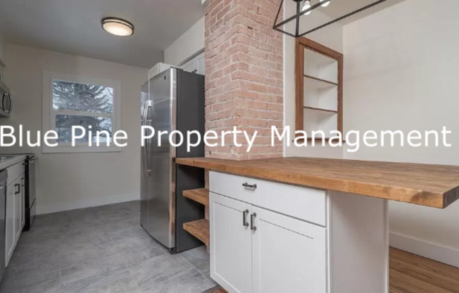 375 W 18 ST
