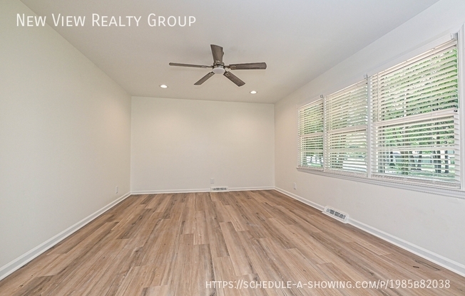 5121 FARM POND LN