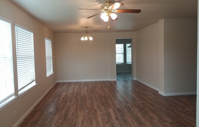 3 beds, 2.5 baths, $2,095