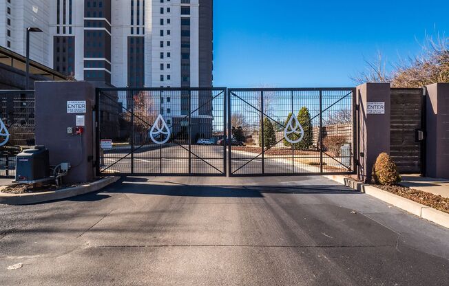 3 beds, 3.5 baths, $10,000, Unit Units 1005-1006