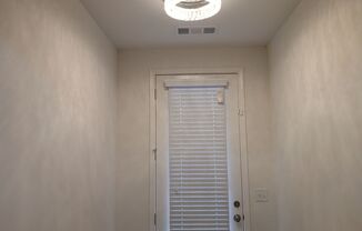 3 beds, 2.5 baths, $2,195