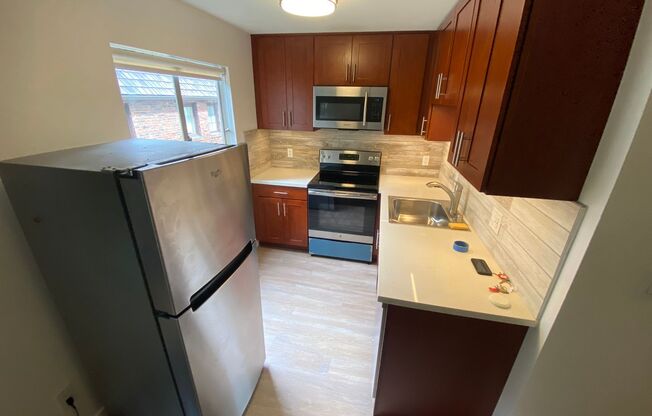 411 Harvard Ave East