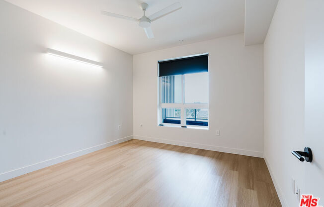 1 bed, 1 bath, 787 sqft, $4,195, Unit 728