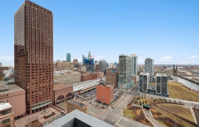 Incredible High Floor 1b1b in Chicago Downtown