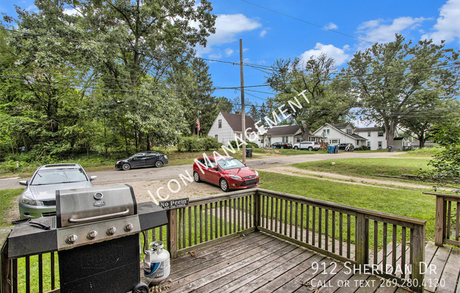 912 SHERIDAN DR