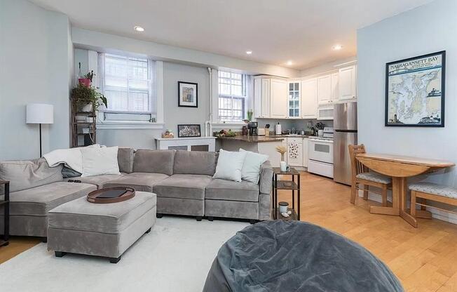 135 Marlborough St
