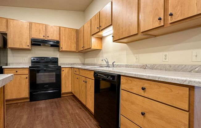 2 beds, 1 bath, 1,295 sqft, $1,440, Unit ML 515-11