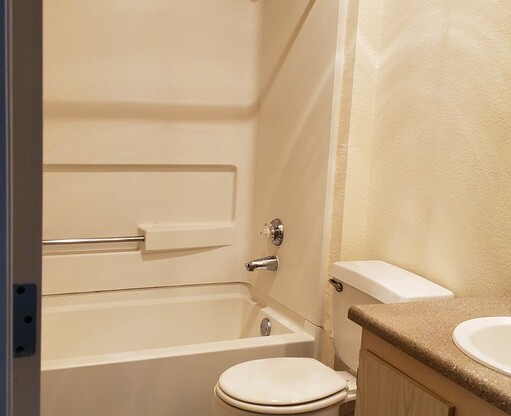 1 bed, 1 bath, 619 sqft, $1,445, Unit 250