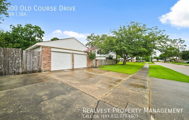 300 OLD CRSE DR