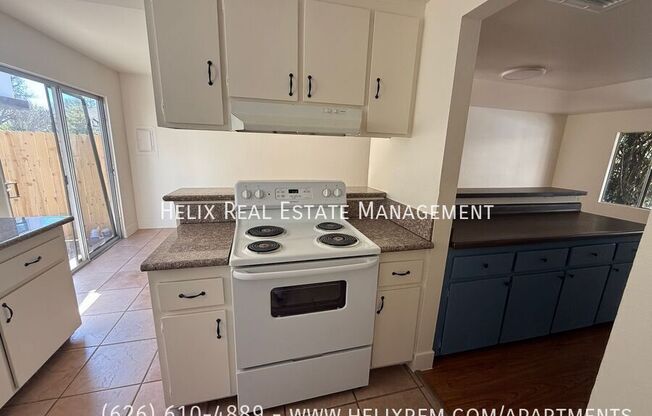 731 W DUARTE RD