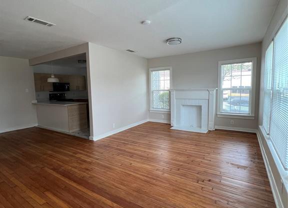 3139 W 4 ST