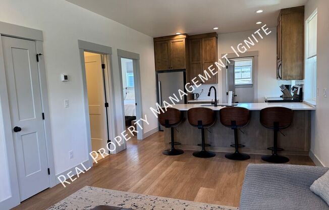 62677 NW MEHAMA CT