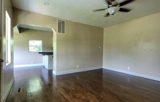 3 beds, 1 bath, $1,195