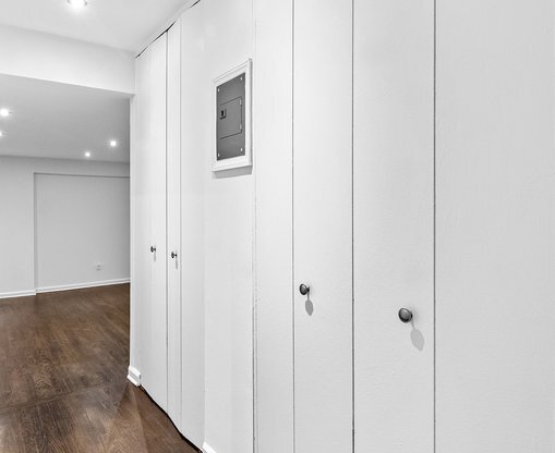 Studio, 1 bath, $3,800, Unit 2D