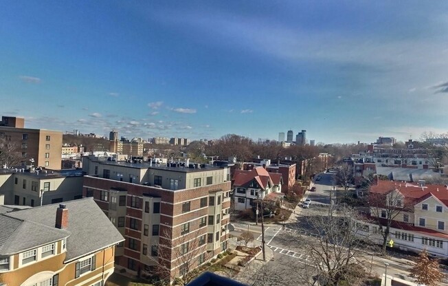 1 bed, 1 bath, 822 sqft, $3,500, Unit 611